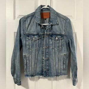 Women’s Distressed Lucky Brand Denim Jacket